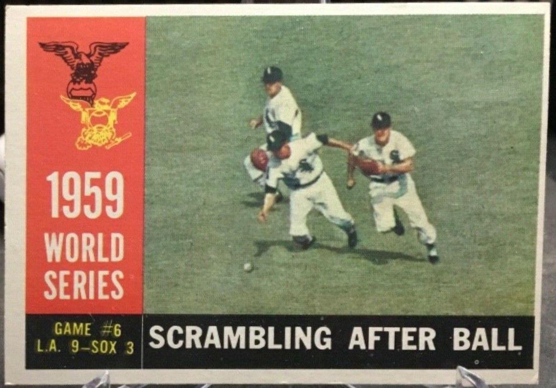 1960 Topps World Series Game 6 [Scrambling After Ball] #390 card