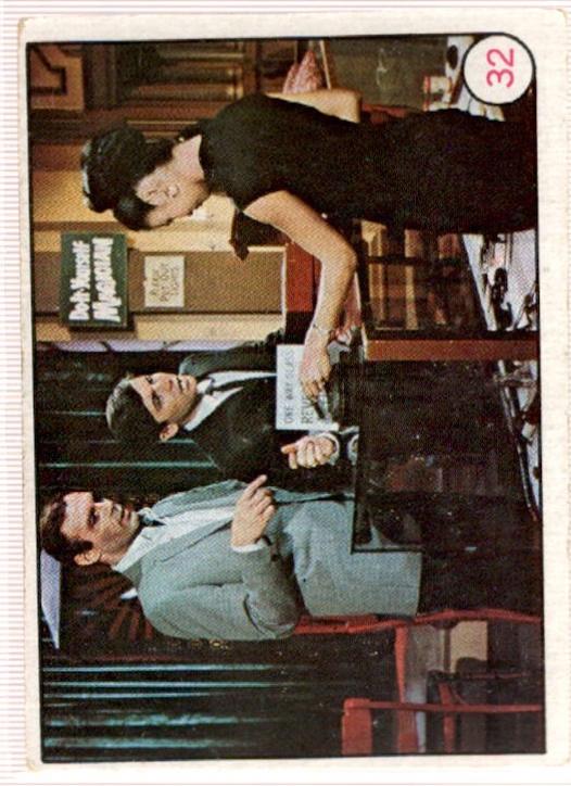 1966 Topps Batman Bat Laffs Batman / Robin / Woman #32 card