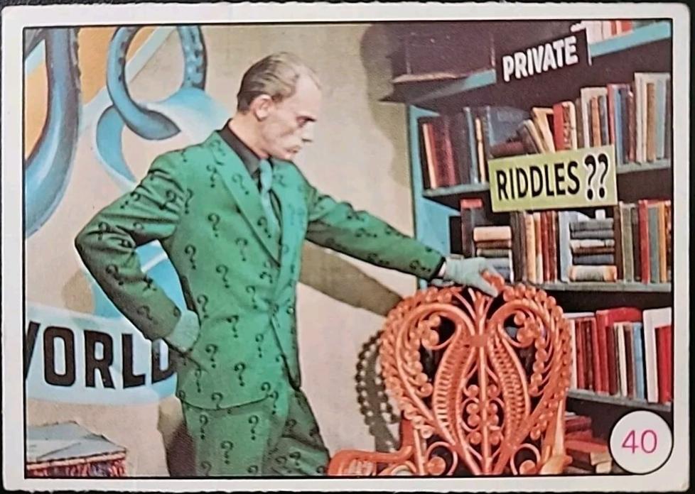 1966 Topps Batman Bat Laffs The Riddler #40b card
