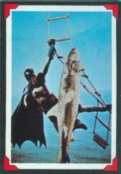 1966 Topps Batman Riddler Back Attacked #20 card