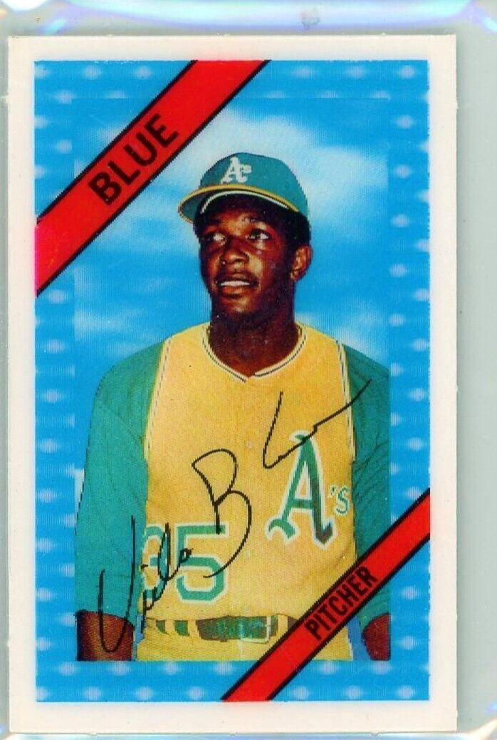 1972 Kellogg's Vida Blue [ERA 2. 35] #9 card