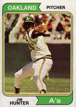 1974 Topps Catfish Hunter #7 card