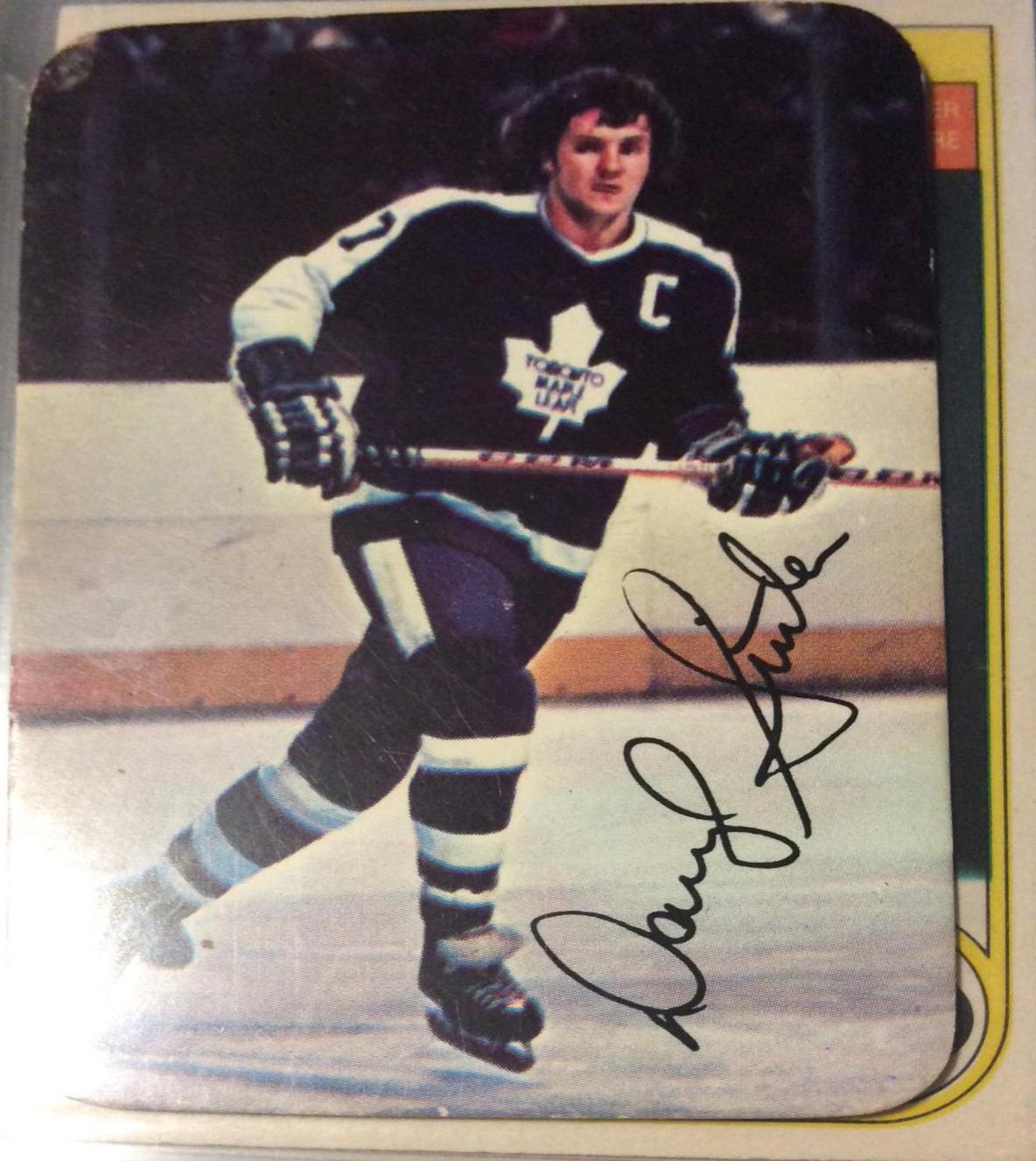 1977 O-Pee-Chee Glossy Darryl Sittler [Round Corners] #20 card