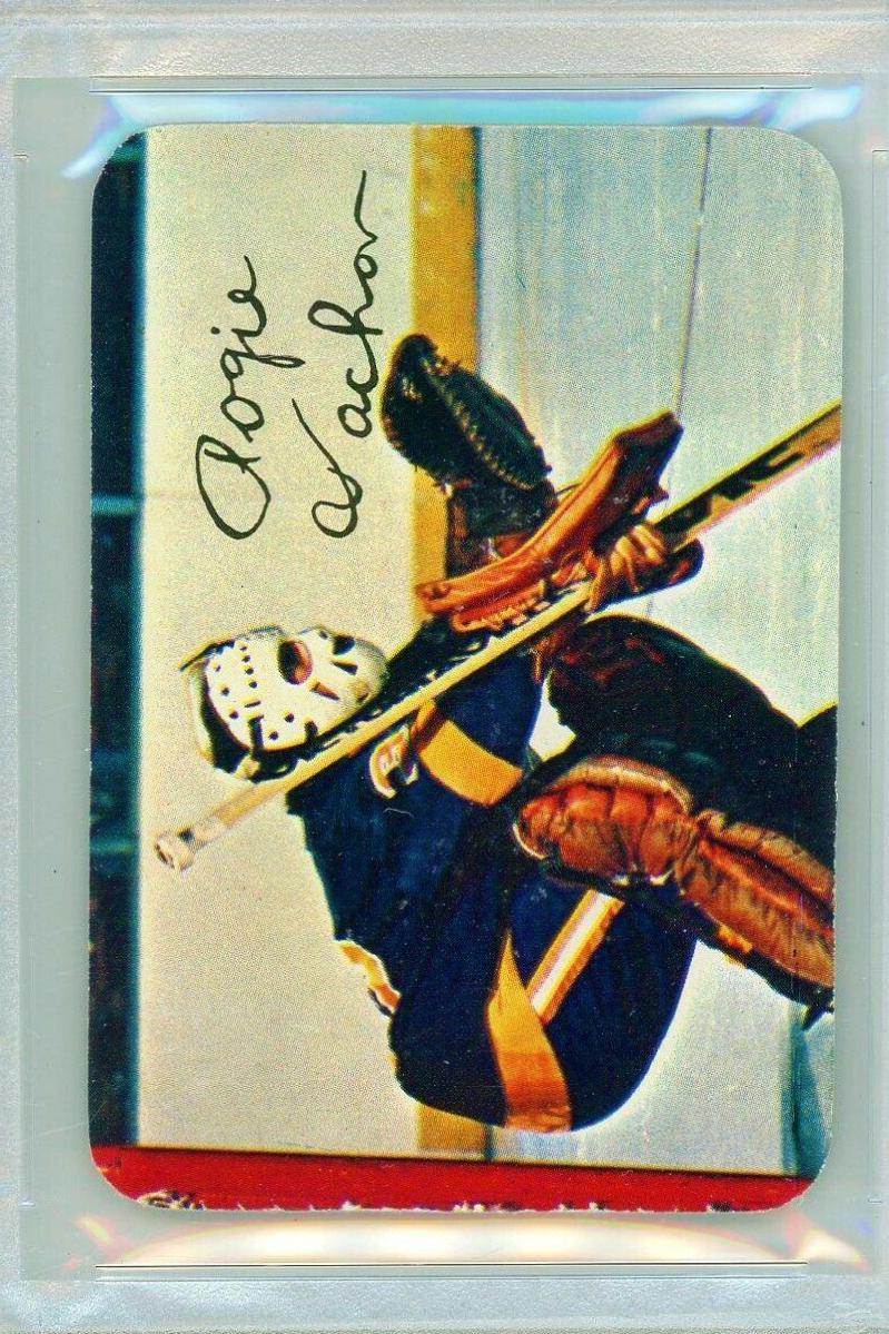 1977 Topps Glossy Rogatien Vachon [Round Corners] #21 card