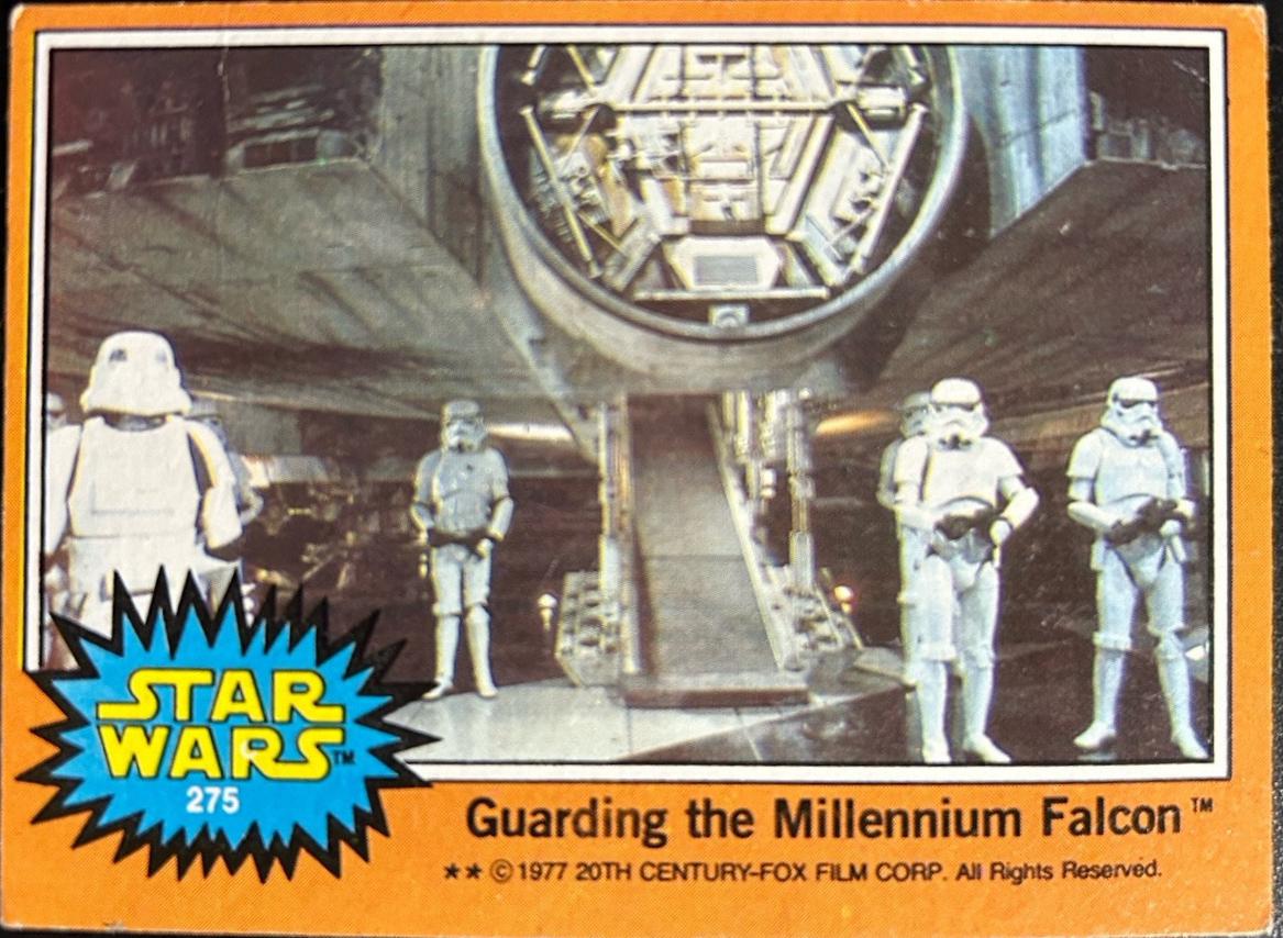 1977 Topps Guarding the Millennium Falcon #275 card