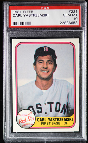 1981 Fleer Carl Yastrzemski #221 card