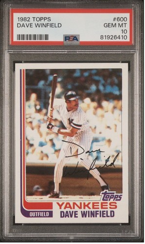 1982 Topps Dave Winfield #600 card