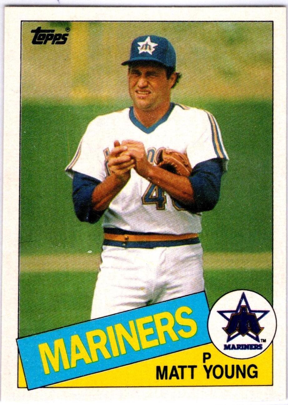1985 Topps Mini Matt Young #485 card