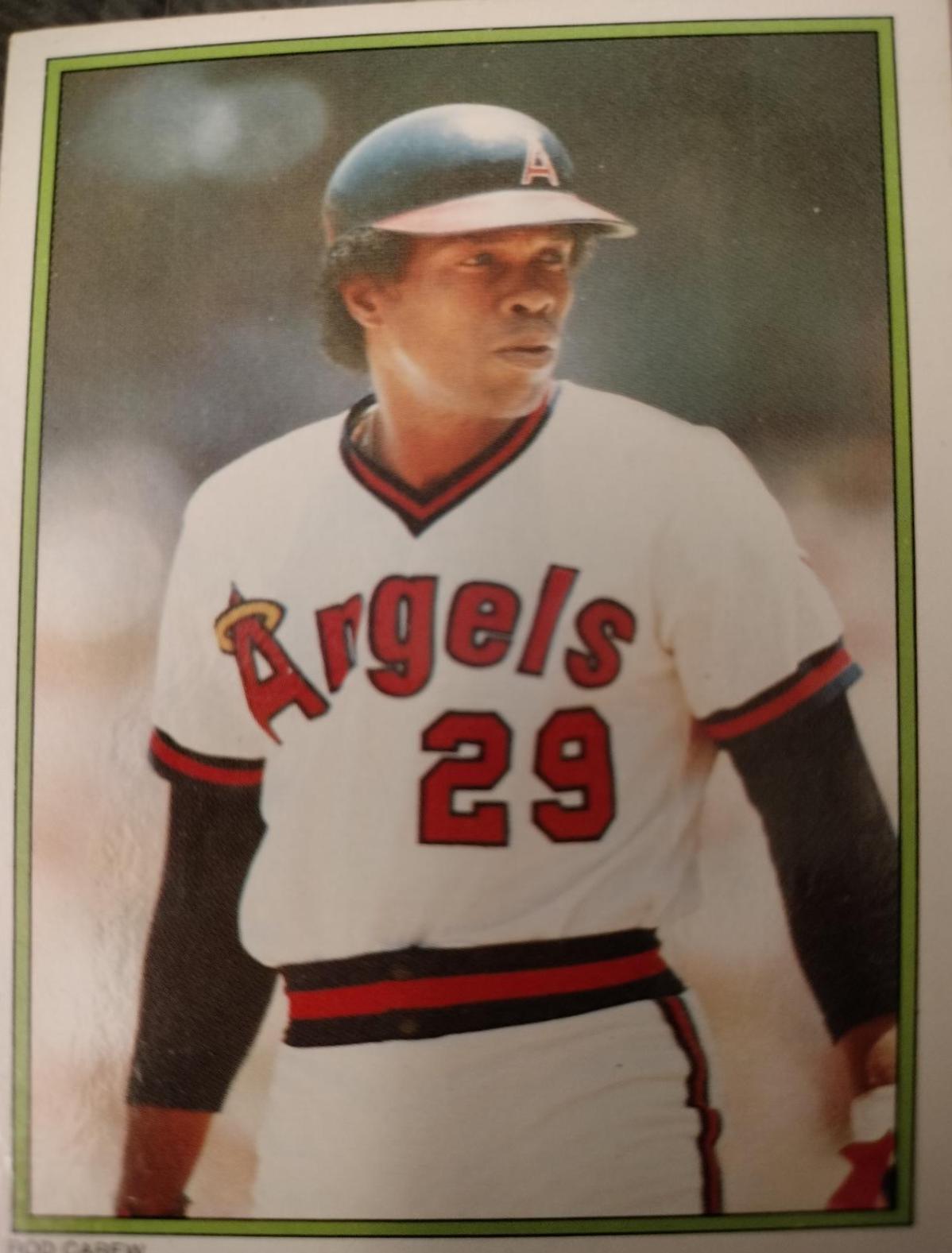 1986 Topps All Star Glossy Set of 60 Rod Carew #16 card