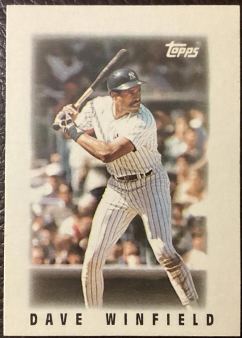 1986 Topps Mini League Leaders Dave Winfield #29 card