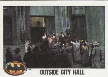 1989 Topps Batman Outside City Hall #54 card