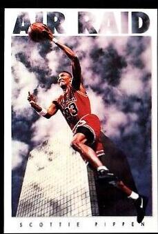 1993 Skybox Premium Scottie Pippen #321 card