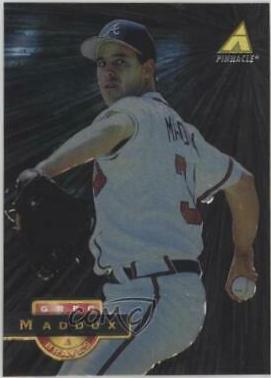 1994 Pinnacle Museum Collection Greg Maddux #11 card