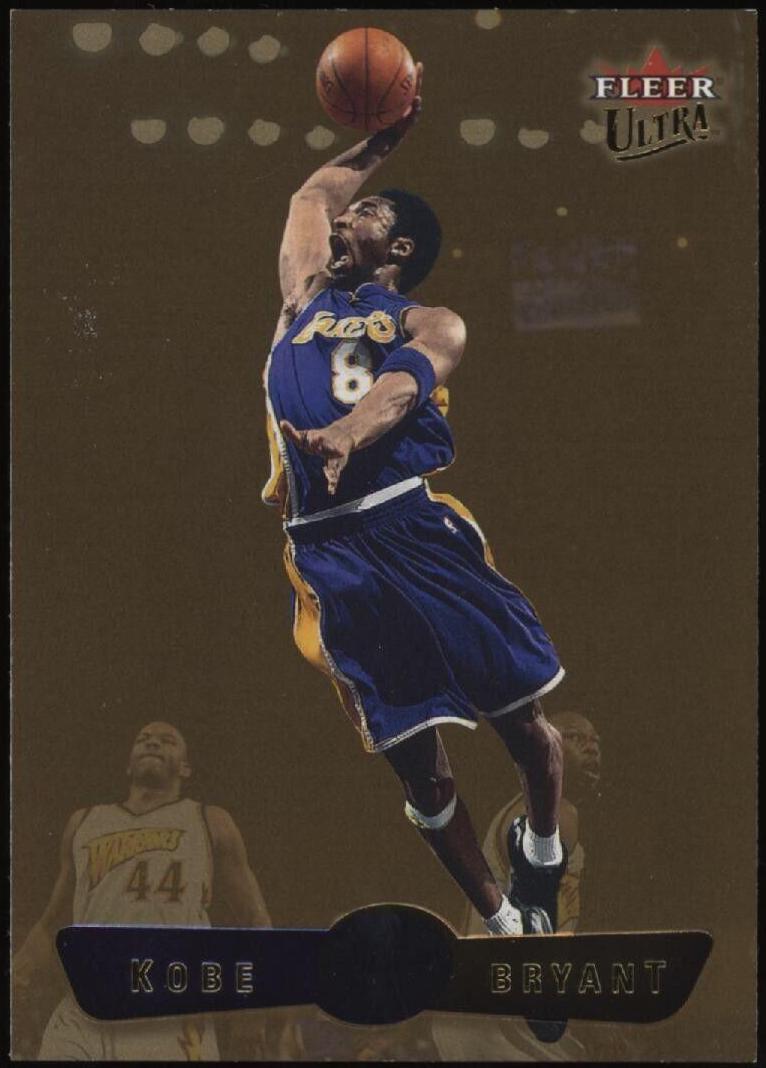 2001 Ultra Kobe Bryant [Gold Medallion] #26 card