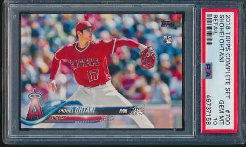 2018 Topps Shohei Ohtani [With Bat] #700 card