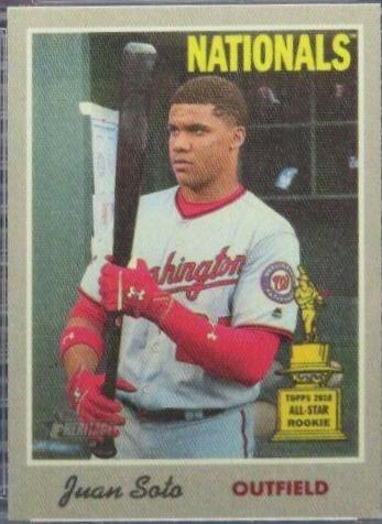 2019 Topps Heritage 1970 Cloth Stickers Juan Soto #4 card