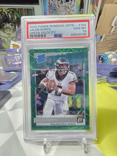 2020 Panini Donruss Optic Jalen Hurts [Green Velocity] #164 card