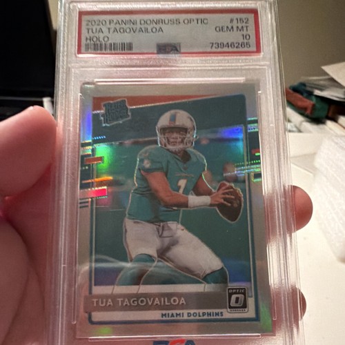 2020 Panini Donruss Optic Tua Tagovailoa [Holo] #152 card