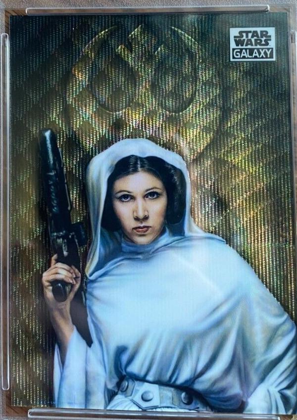 2021 Topps Chrome Galaxy Leia Organa [Wave Refractor] #35 card