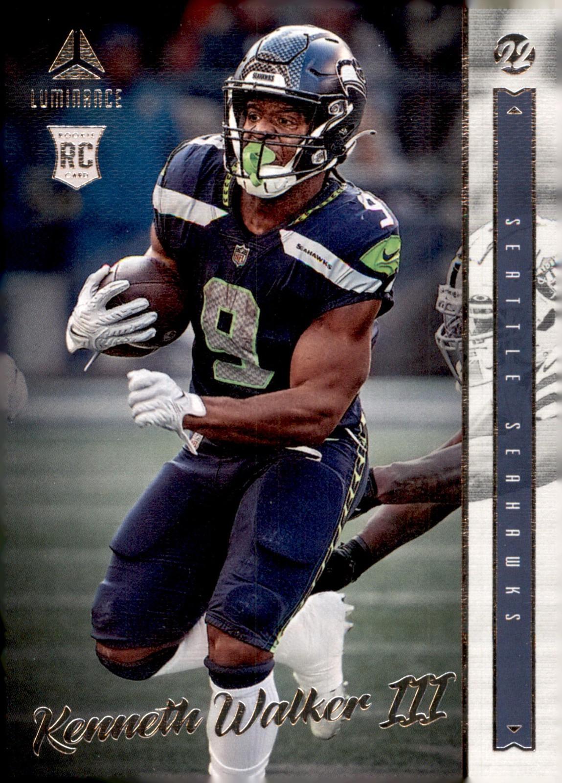 2022 Panini Chronicles Luminance Kenneth Walker III #206 card