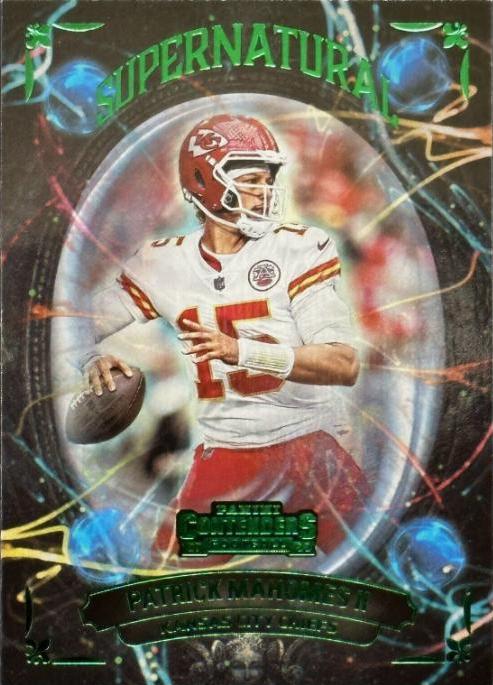 2022 Panini Contenders Supernatural Patrick Mahomes II [Emerald] #SN-PMA card
