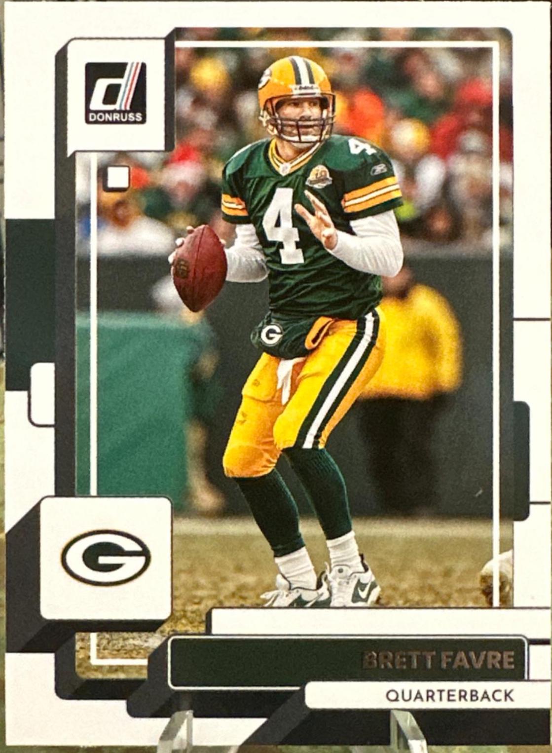 2022 Panini Donruss Brett Favre #102 card