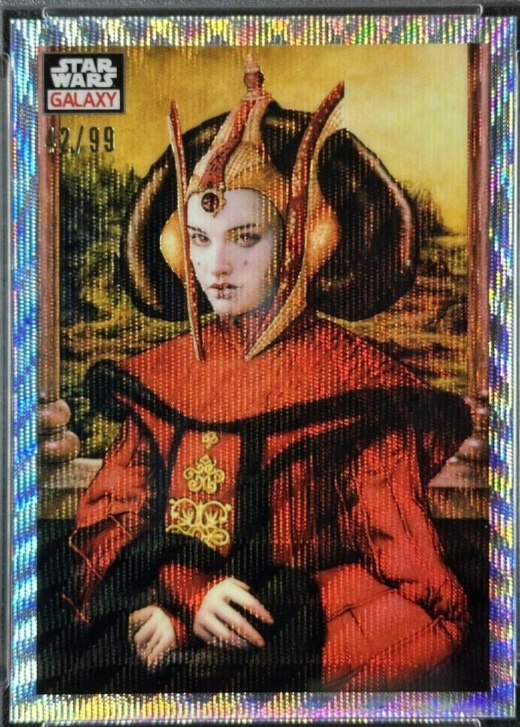 2023 Topps Chrome Galaxy A Queen in Portrait [Wave Refractor] #50 card