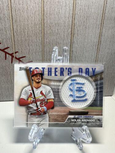 2023 Topps Father's Day Team Patch Nolan Arenado #FD-NA card