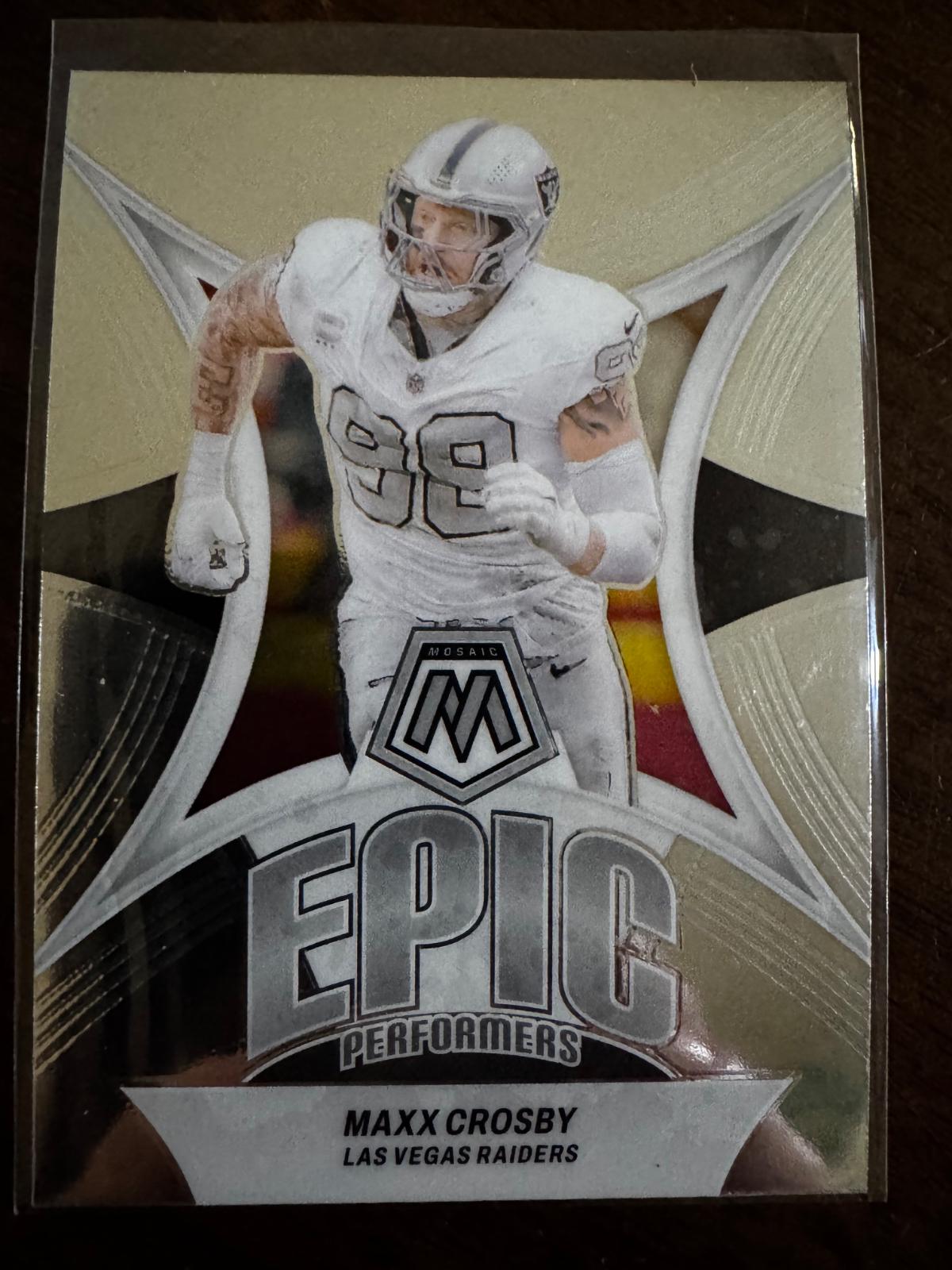 2024 Panini Mosaic Epic Performers Maxx Crosby #EP-MC card