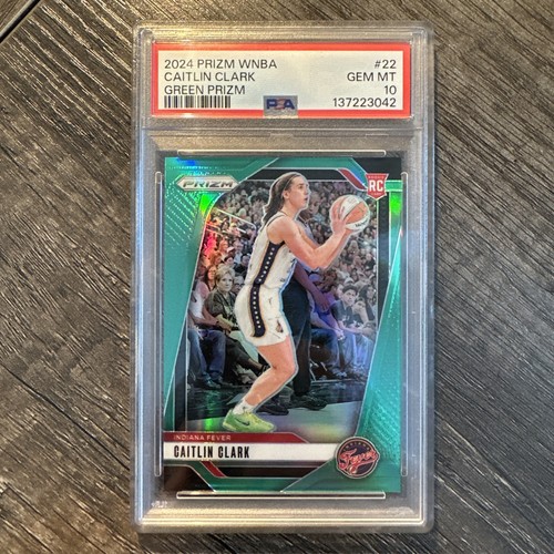 2024 Panini Prizm WNBA Caitlin Clark [Green] #22 card