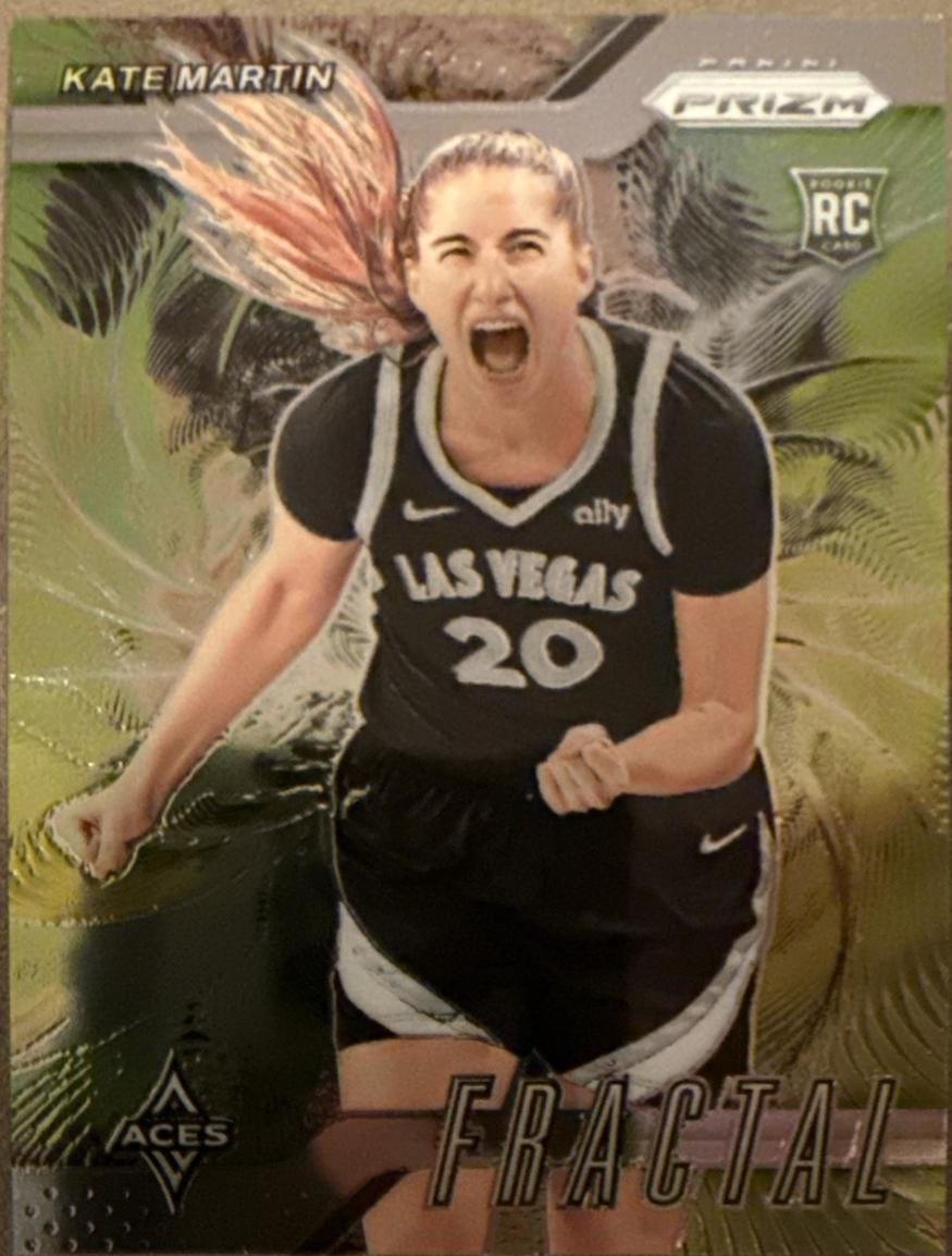 2024 Panini Prizm WNBA Fractal Kate Martin #6 card