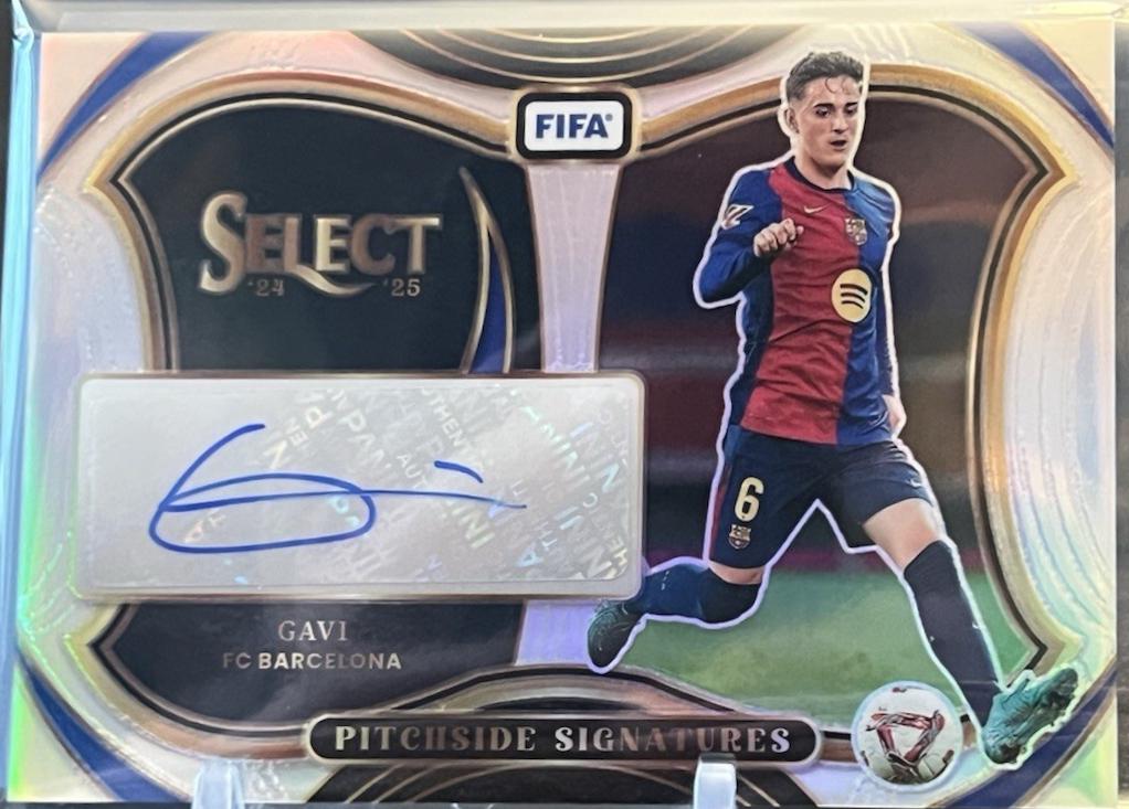 2024 Panini Select FIFA Pitchside Signature Gavi #PS-G card