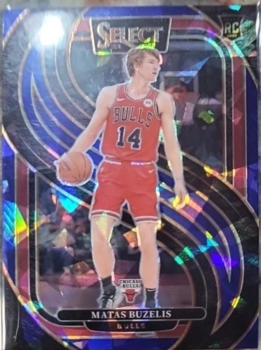 2024 Panini Select Matas Buzelis [Blue Cracked Ice Prizm] #166 card