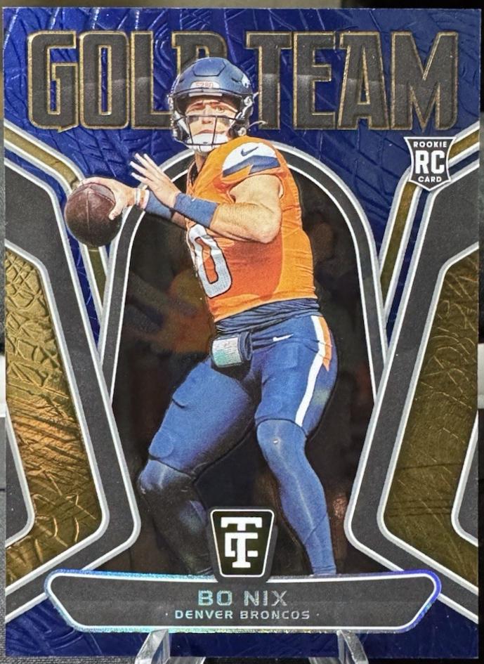 2024 Panini Totally Certified Gold Team Bo Nix [Mirror Blue] #17 card