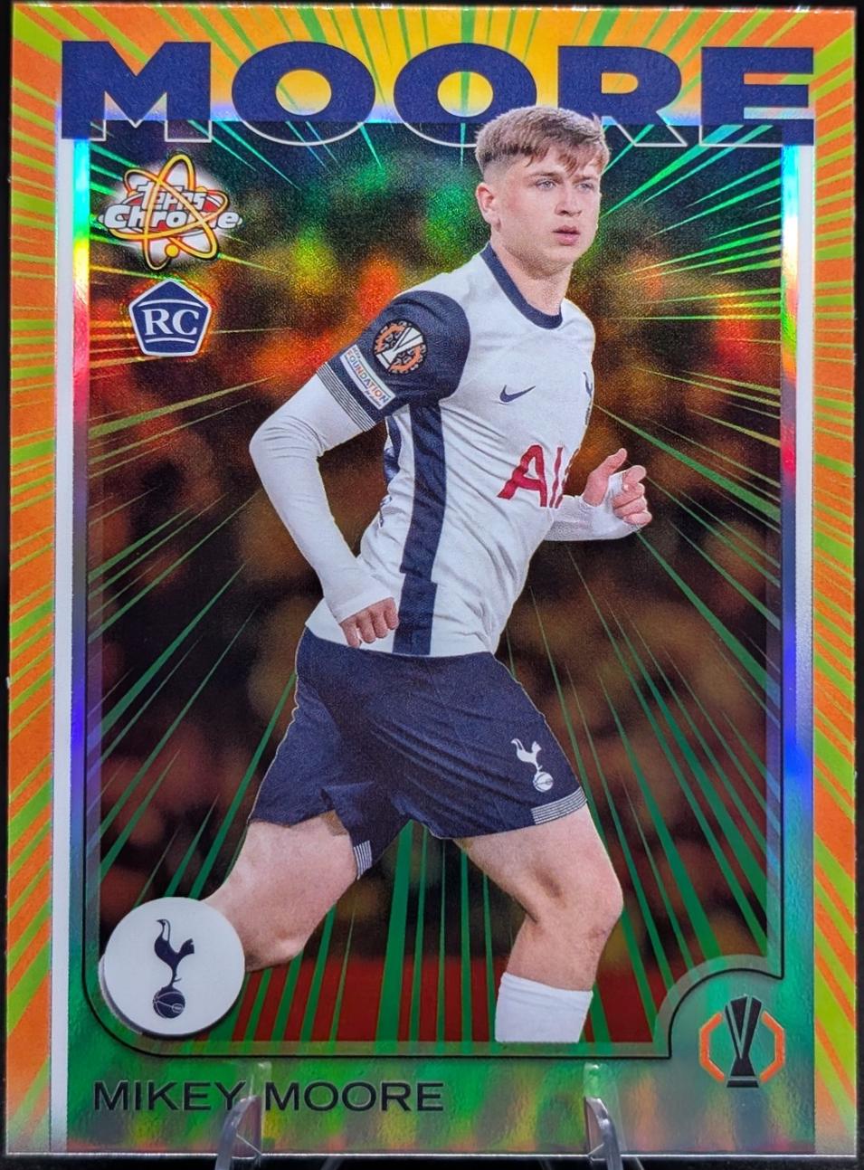 2024 Topps Chrome UEFA Radiating Rookie Mikey Moore #RR-3 card