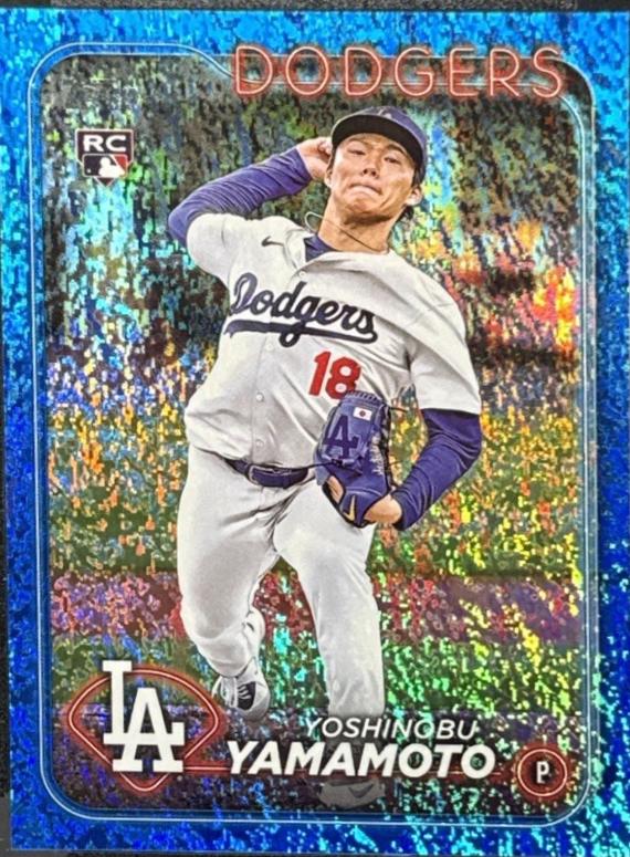 2024 Topps Yoshinobu Yamamoto [Black Crackle Foil] #553 card