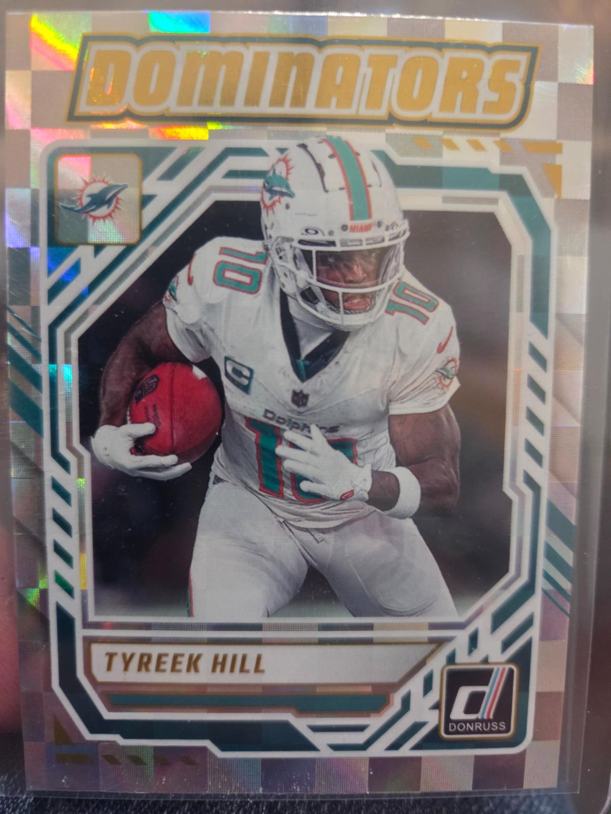 2025 Panini Donruss Dominators Tyreek Hill #DOM-THL card