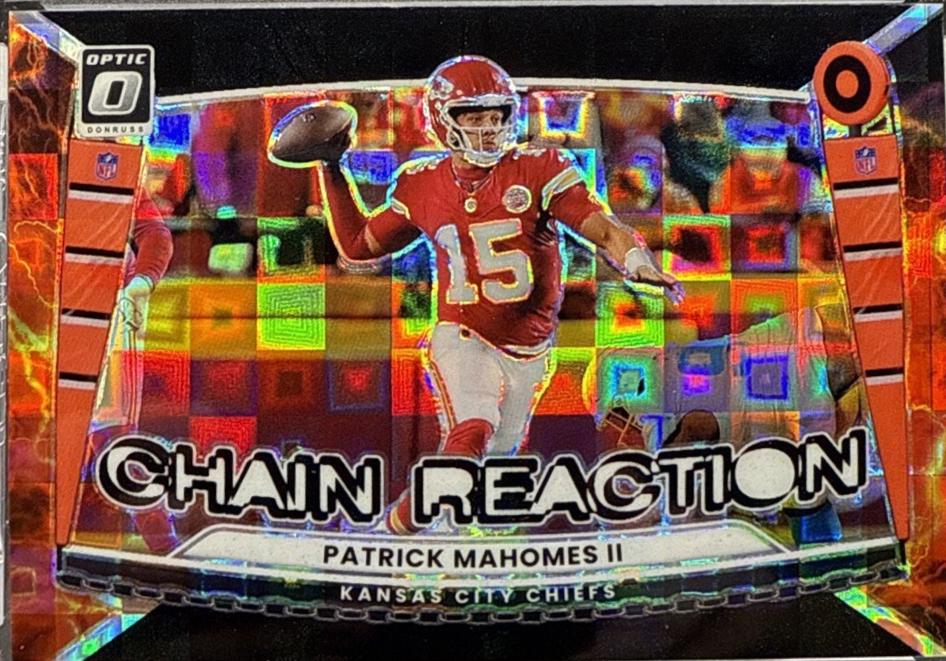 2025 Panini Donruss Optic Chain Reaction Patrick Mahomes II [Black Pandora] #4 card
