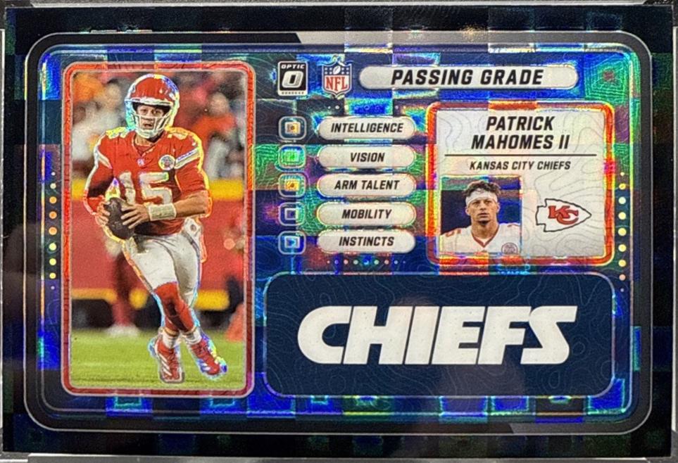 2025 Panini Donruss Optic Passing Grade Patrick Mahomes II [Black Pandora] #5 card