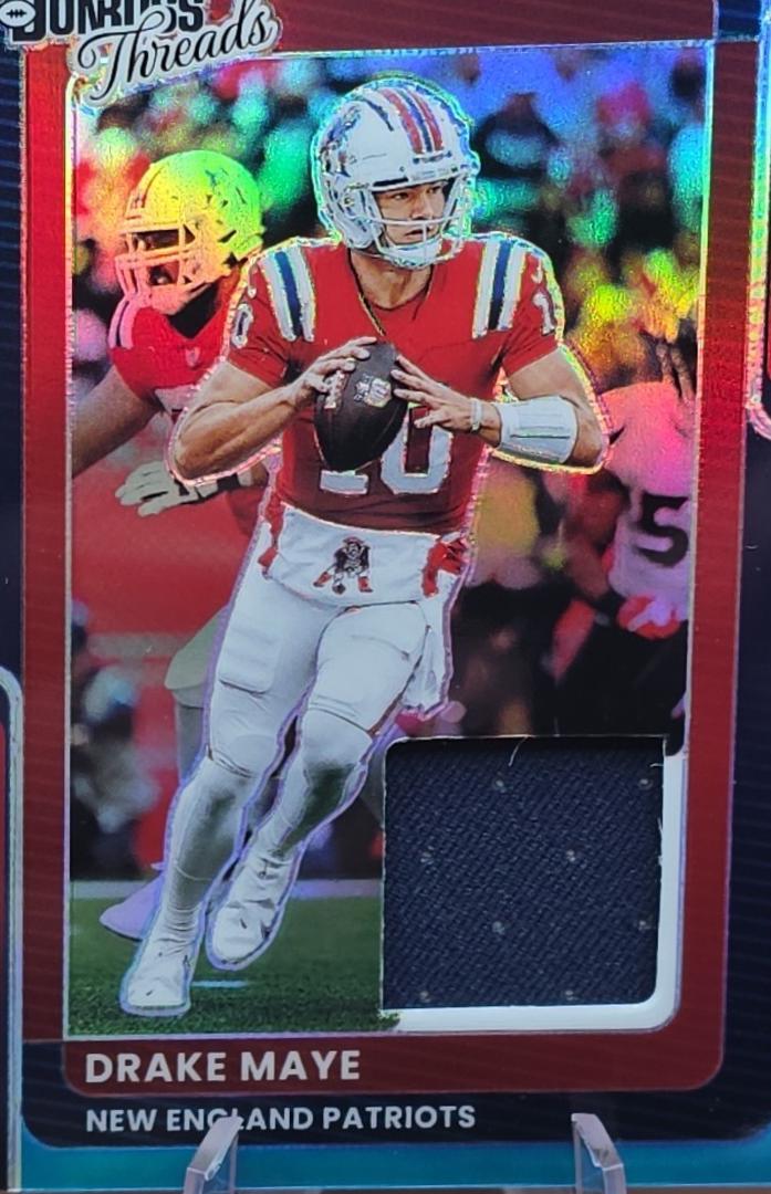 2025 Panini Donruss Optic Threads Drake Maye [Neon Blue] #DTBH-DME card