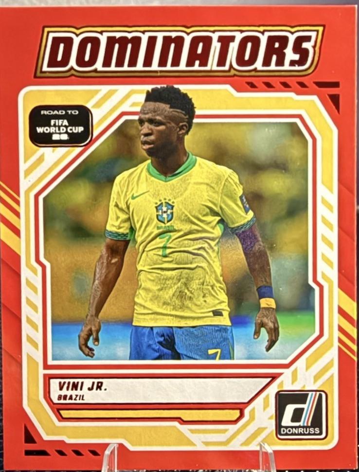 2025 Panini Donruss Road to FIFA Dominators Vini Jr. [Red] #21 card
