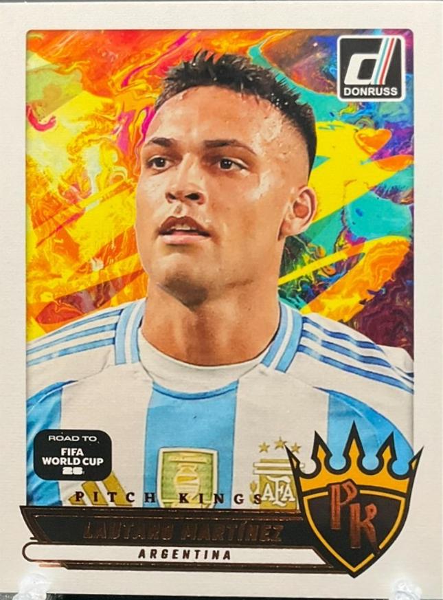 2025 Panini Donruss Road to FIFA Pitch Kings Lautaro Martinez #9 card