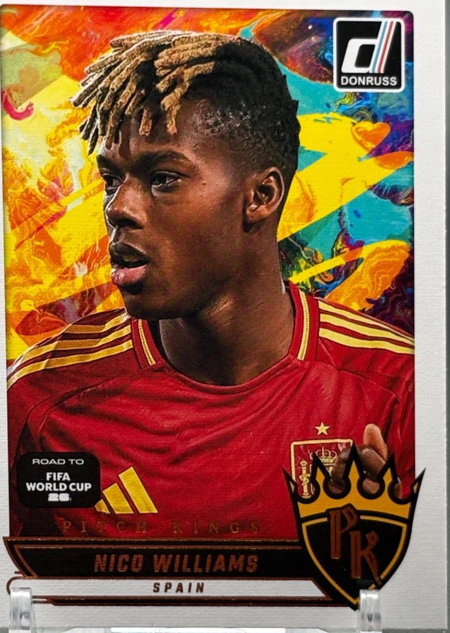 2025 Panini Donruss Road to FIFA Pitch Kings Nico Williams #6 card