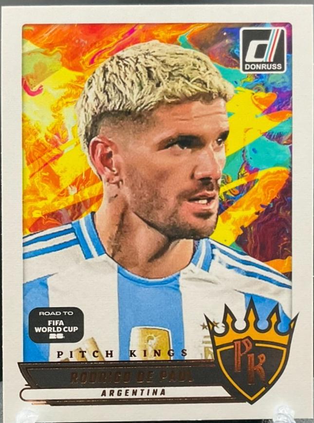 2025 Panini Donruss Road to FIFA Pitch Kings Rodrigo de Paul #14 card