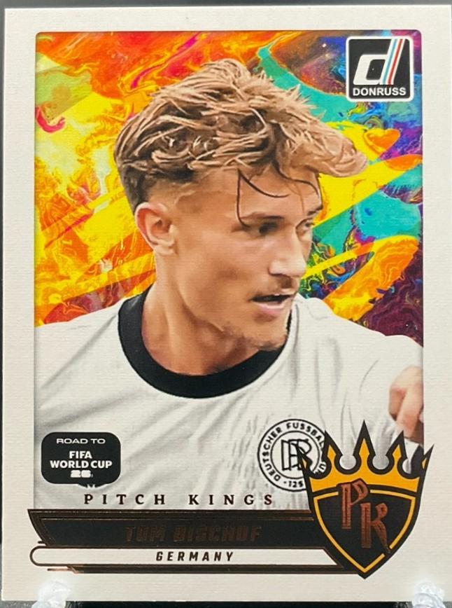 2025 Panini Donruss Road to FIFA Pitch Kings Tom Bischof #3 card