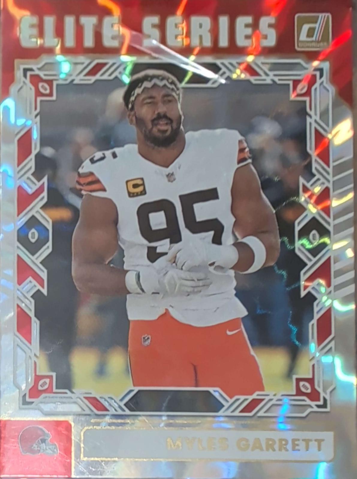 2025 Panini Donruss The Elite Series Myles Garrett #TES-MGA card