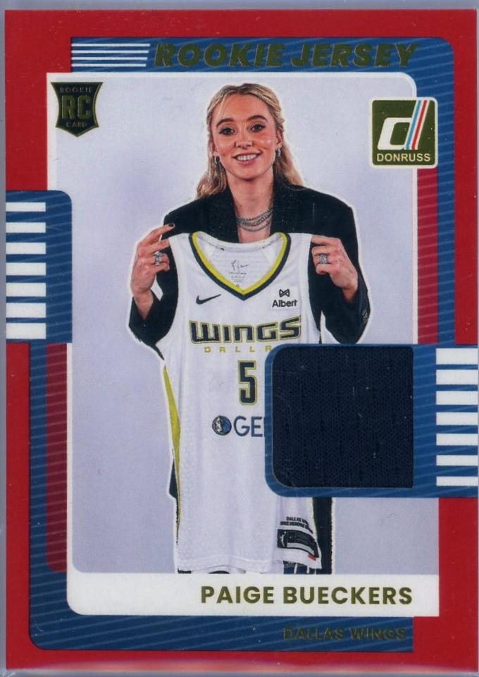 2025 Panini Donruss WNBA Rookie Jersey Paige Bueckers [Red] #5 card