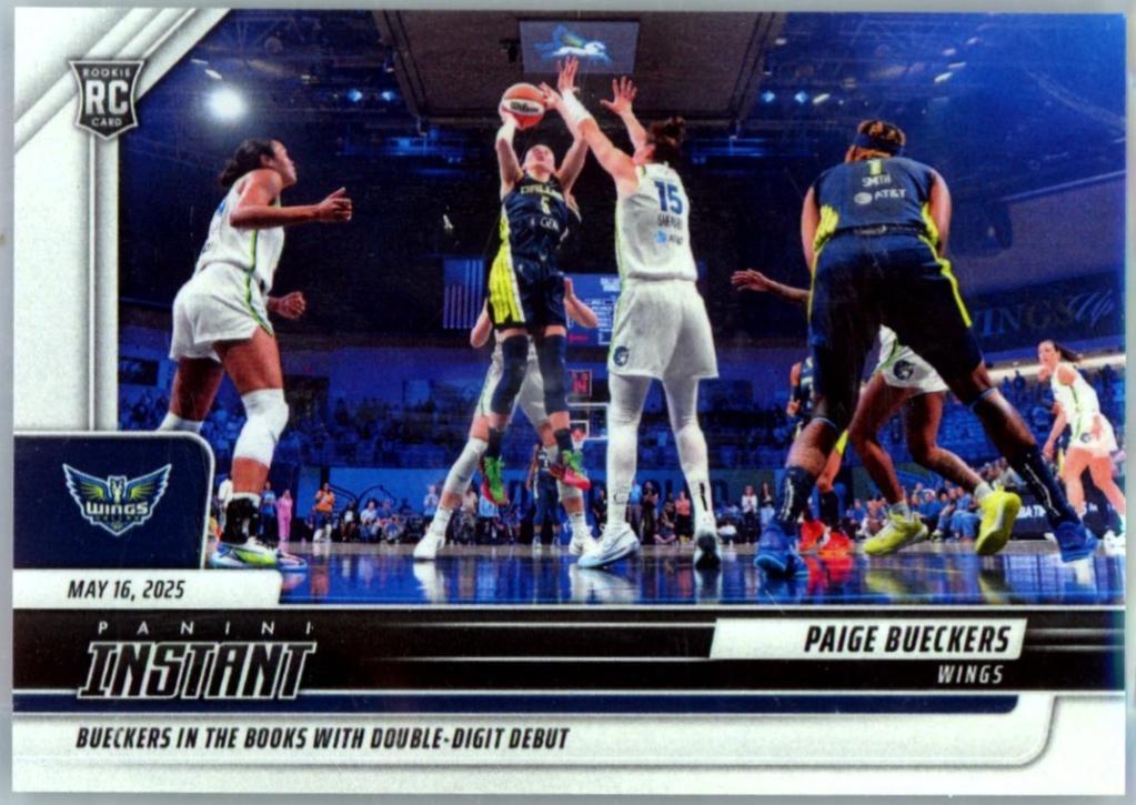 2025 Panini Instant WNBA Paige Bueckers #14 card