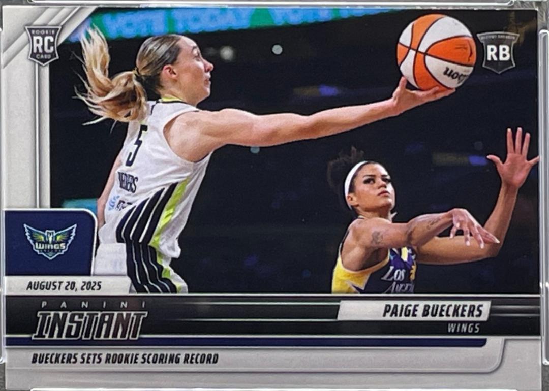 2025 Panini Instant WNBA Paige Bueckers #239 card