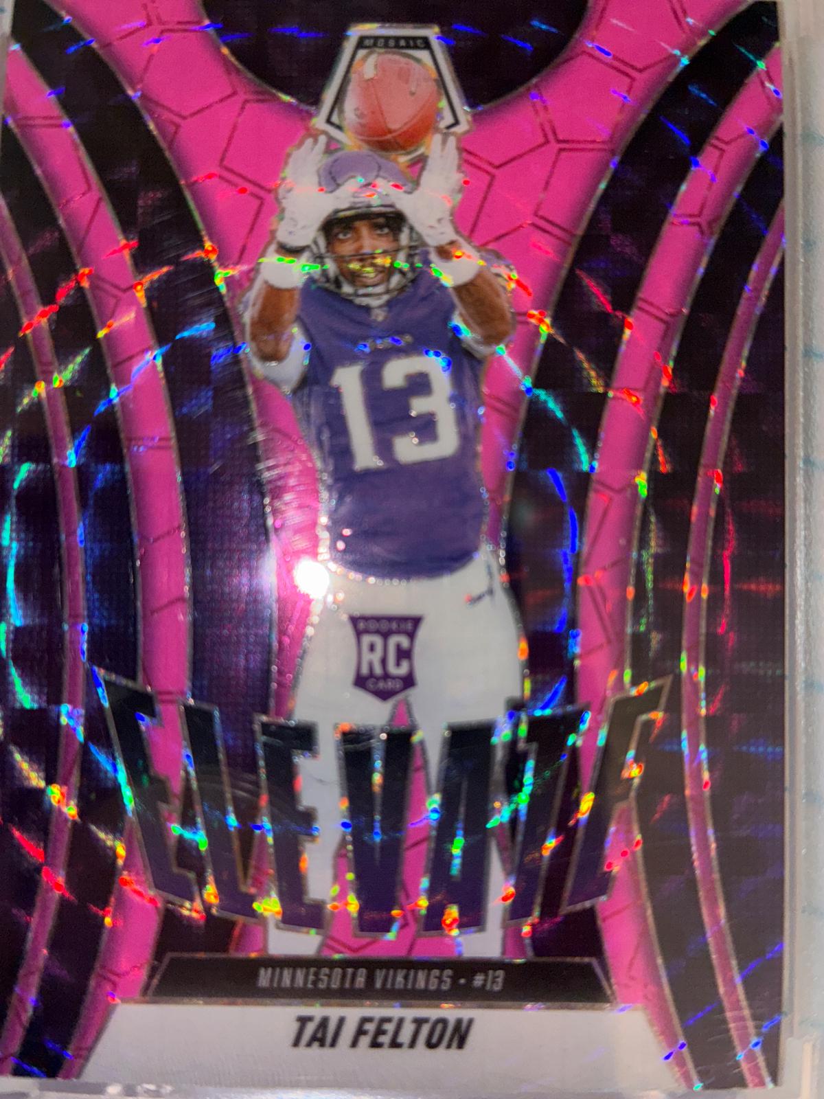 2025 Panini Mosaic Elevate Tai Felton [Mosaic Pink Fluorescent] #5 card